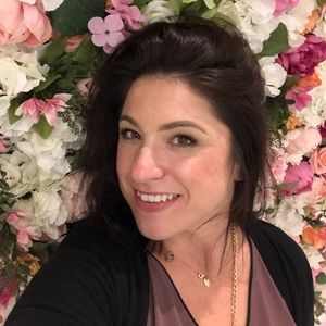 Meet your Posher, Melissa